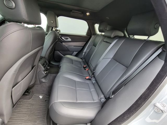 Certified Used 2024 Gray Land Rover Dynamic SE image 5