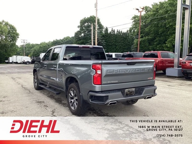 Used 2019 Gray Chevrolet RST image 5