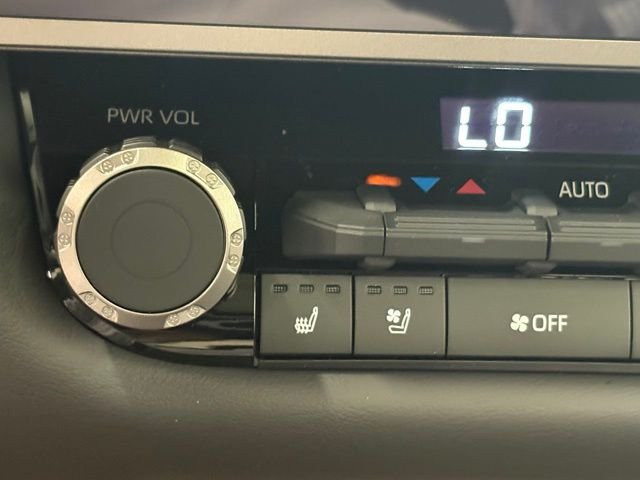 2026 Toyota Tundra Platinum - Photo 23