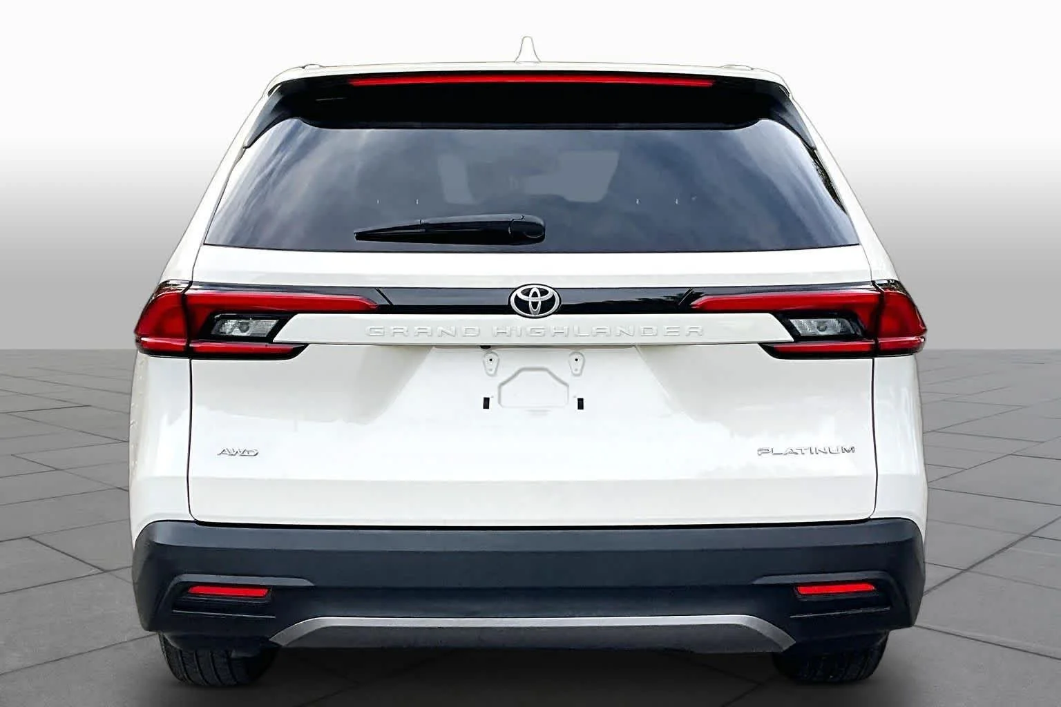 Certified Used 2024 Coastal Cream Toyota Platinum image 5