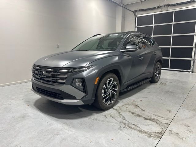 Used 2025 Gray Hyundai Limited image 1