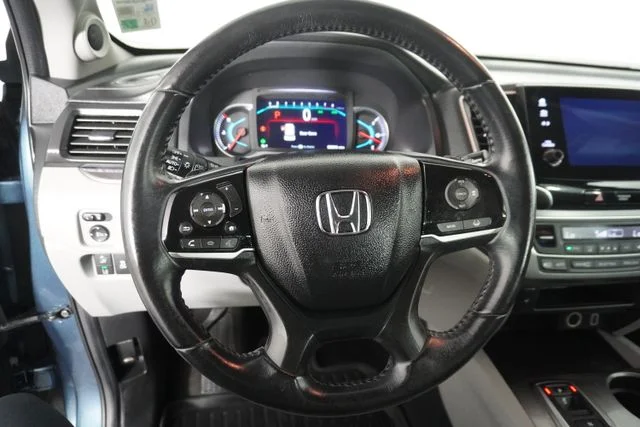 Used 2021 Blue Honda EX-L image 23