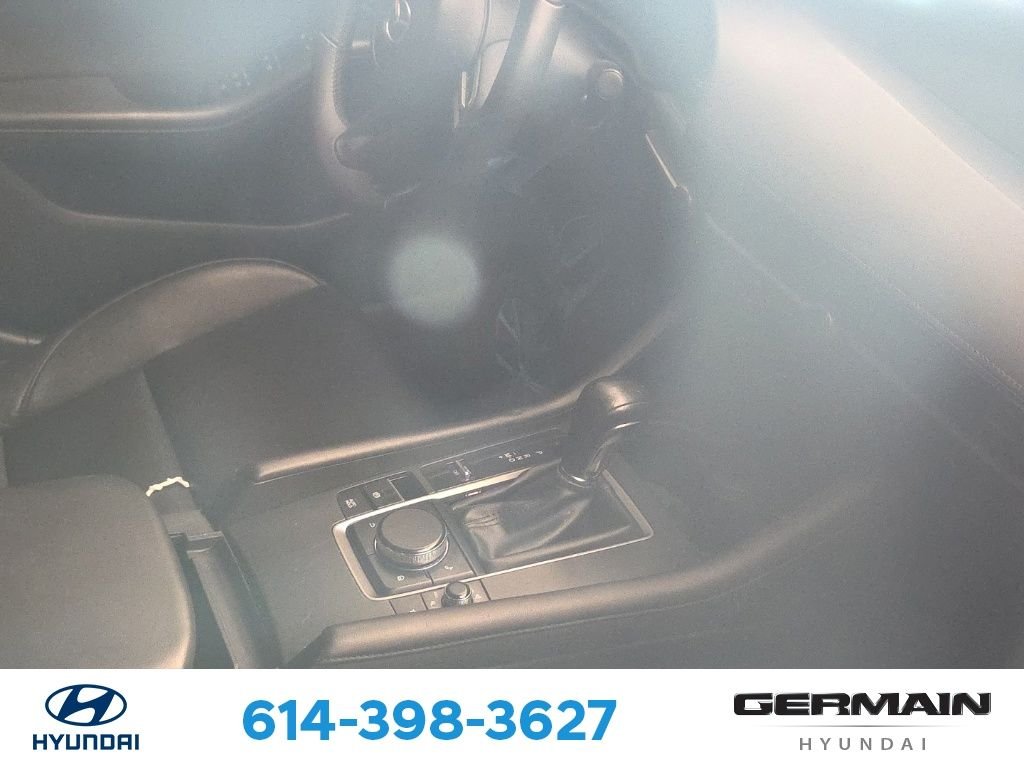 Used 2021 Red Mazda Select image 9