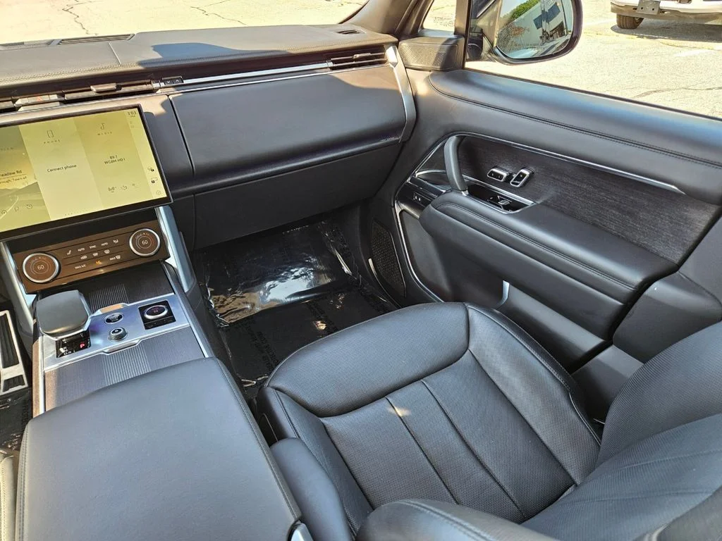 Used 2023 Black Land Rover First Edition image 15