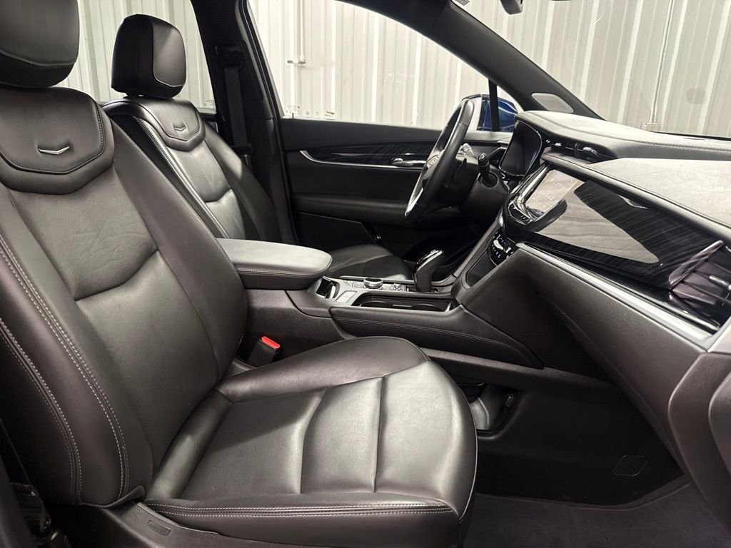 Used 2025 Opulent Blue Metallic Cadillac Premium Luxury image 21
