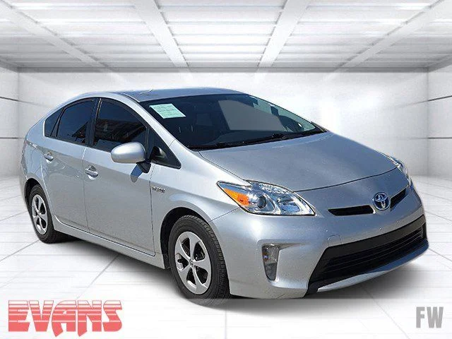 2015 Toyota Prius Four's photo