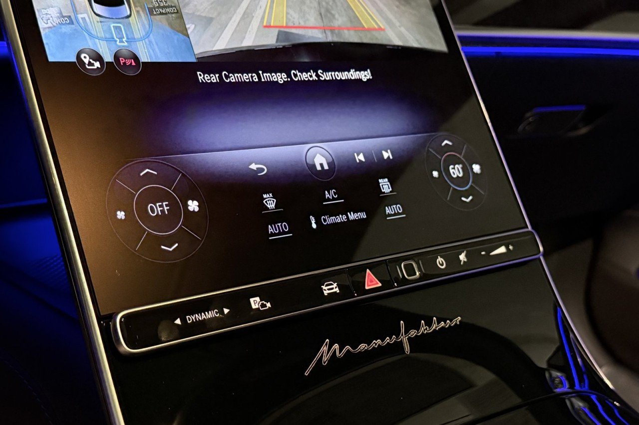 New 2026 Obsidian Black Metallic Mercedes-Benz Maybach S 680 4MATIC® Sedan image 19