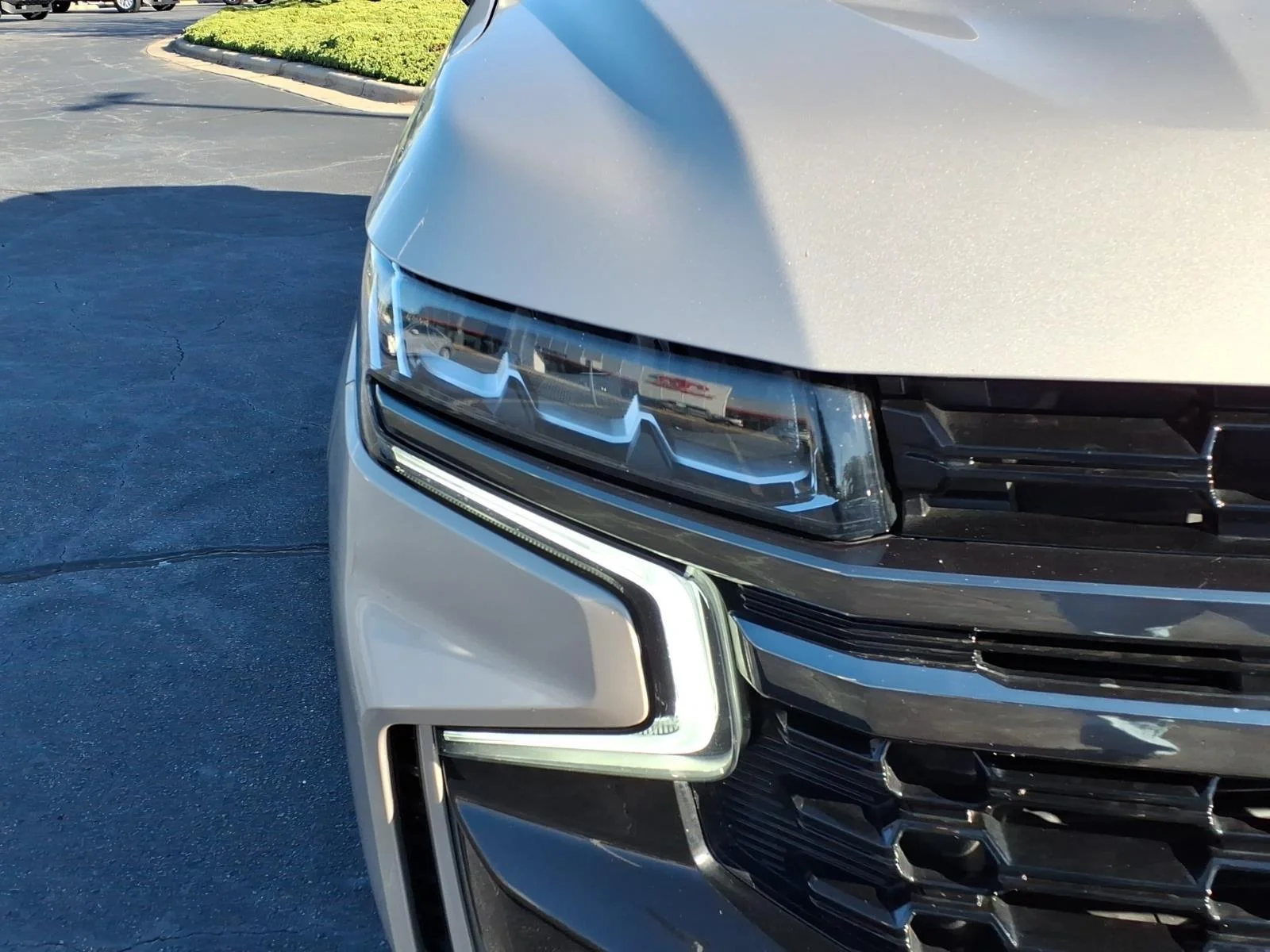 Used 2022 Empire Beige Metallic Chevrolet Z71 image 19