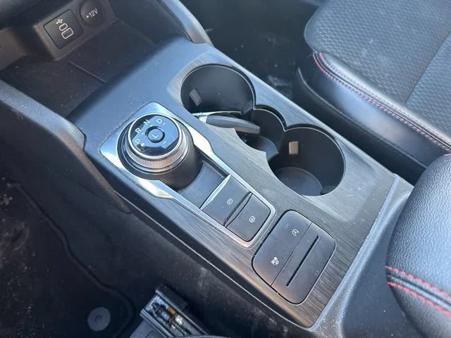 2025 Ford Escape ST-Line - Photo 19