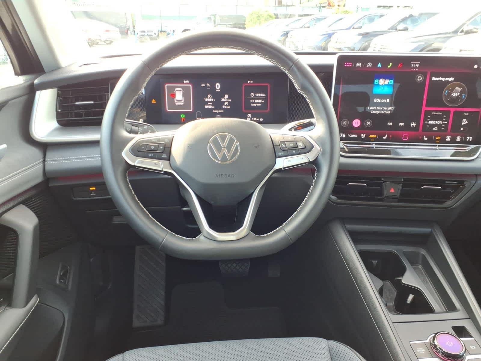 Certified Used 2025 Deep Black Pearl Volkswagen SE image 14