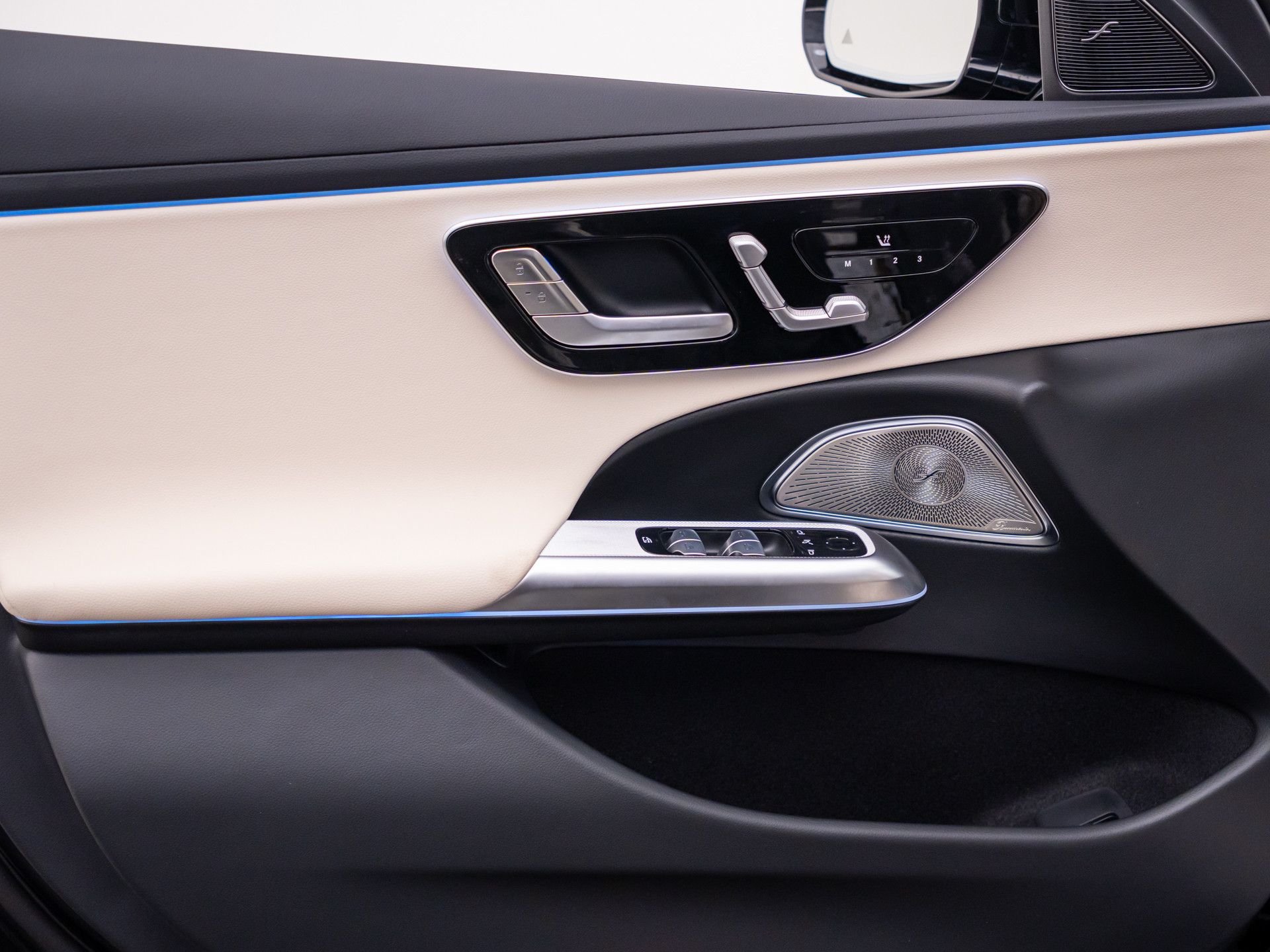 New 2027 Black Mercedes-Benz E 450 image 14