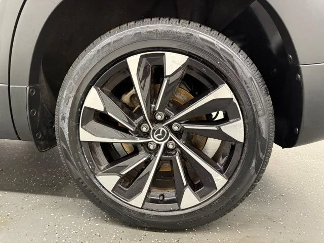Used 2025 Gray Mazda Premium Plus image 20