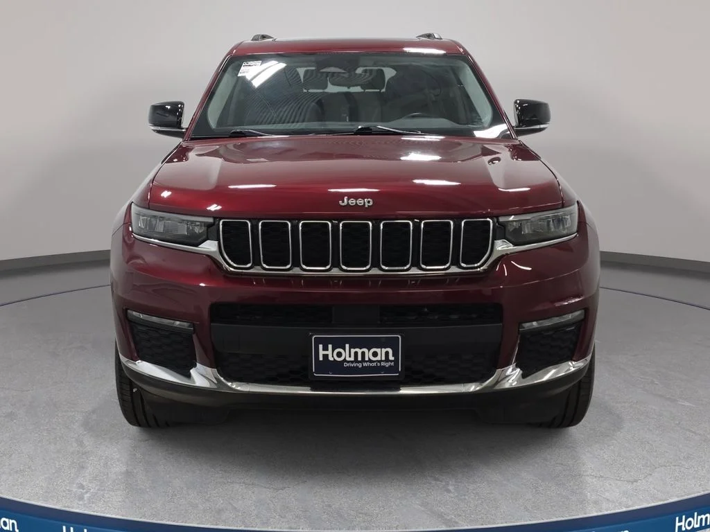 Certified Used 2021 Velvet Red Pearlcoat Jeep Limited image 3