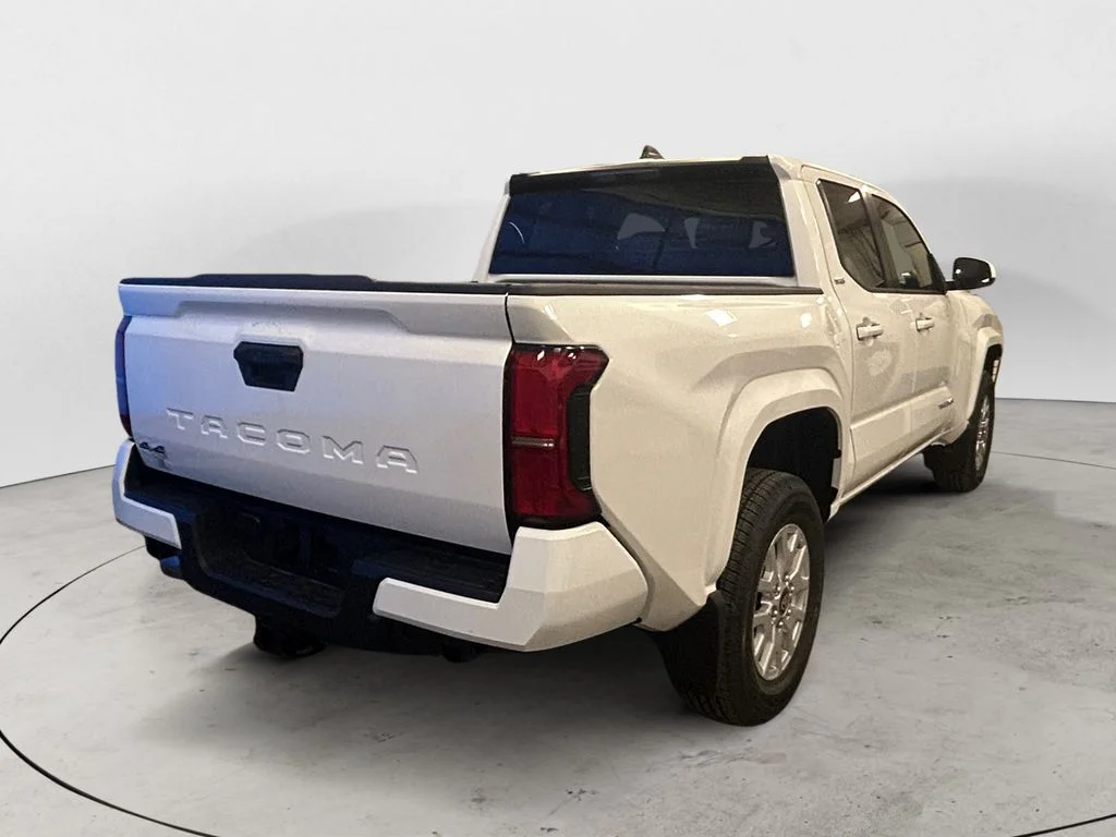 New 2026 Ice Cap Toyota SR5 image 5