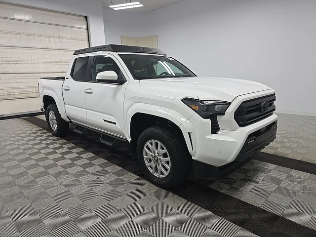 2024 Toyota Tacoma 4WD SR5