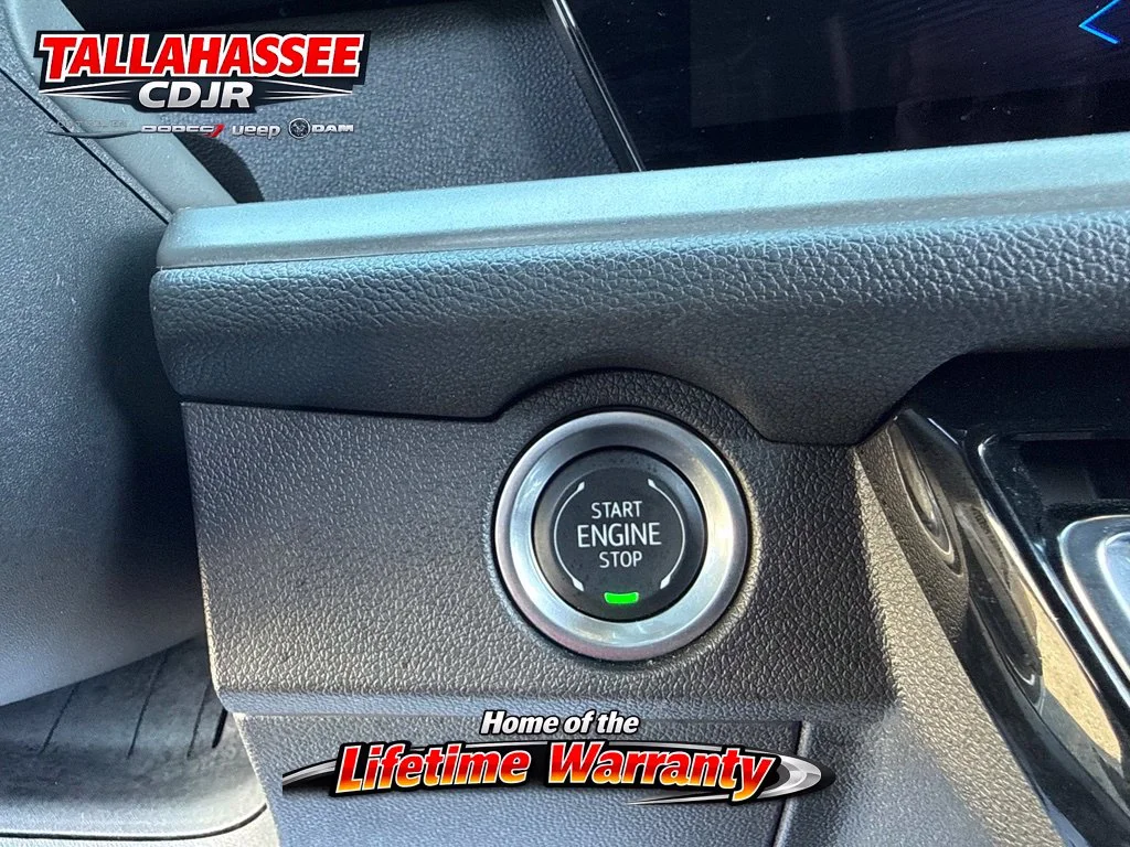 Used 2025 Sterling Gray Metallic Chevrolet LT image 27