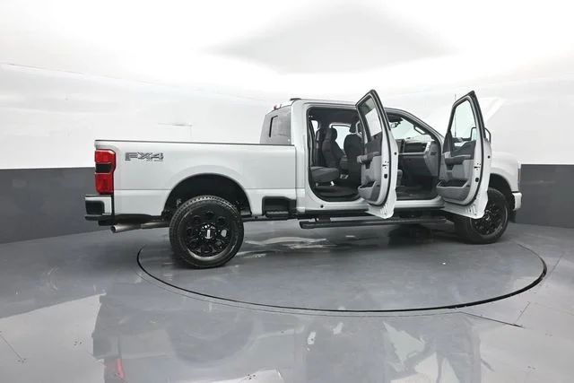 New 2026 Avalanche Ford F-250® XLT image 43