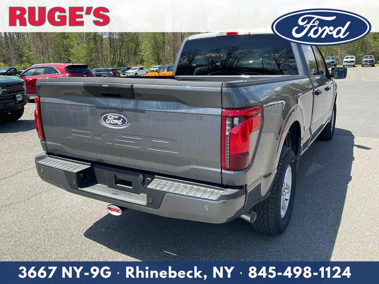 New 2026 Carbonized Gray Metallic Ford XLT image 3