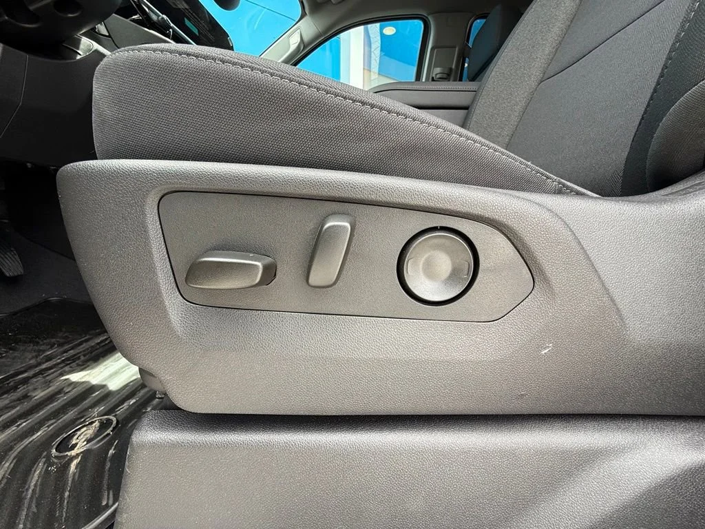 New 2026 Onyx Black GMC Elevation image 35