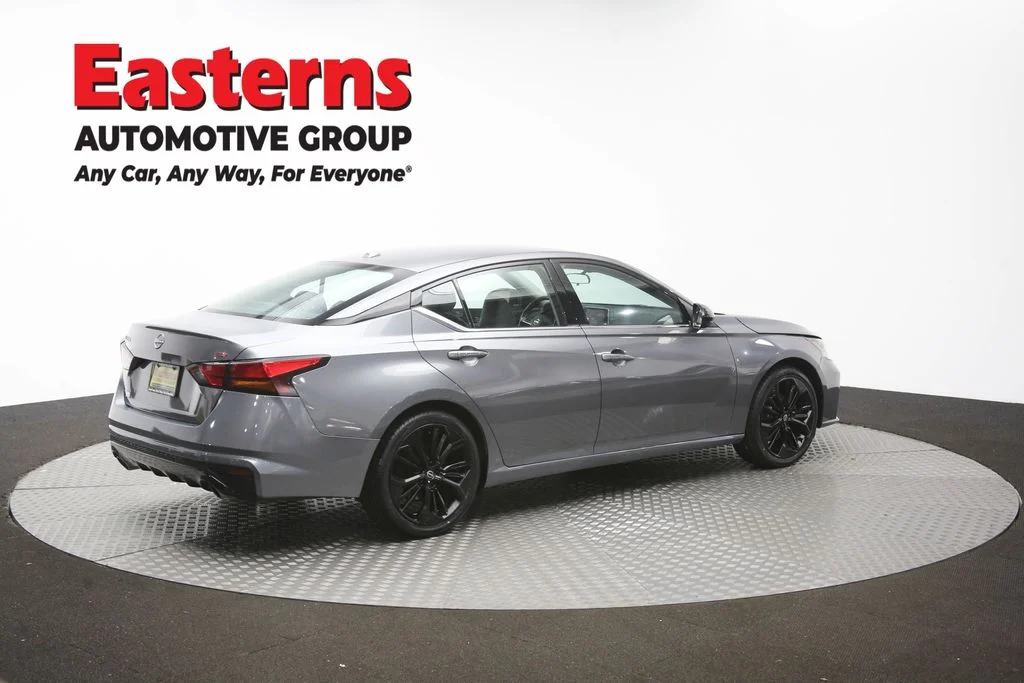 Used 2023 Gray Nissan 2.5 SR image 41