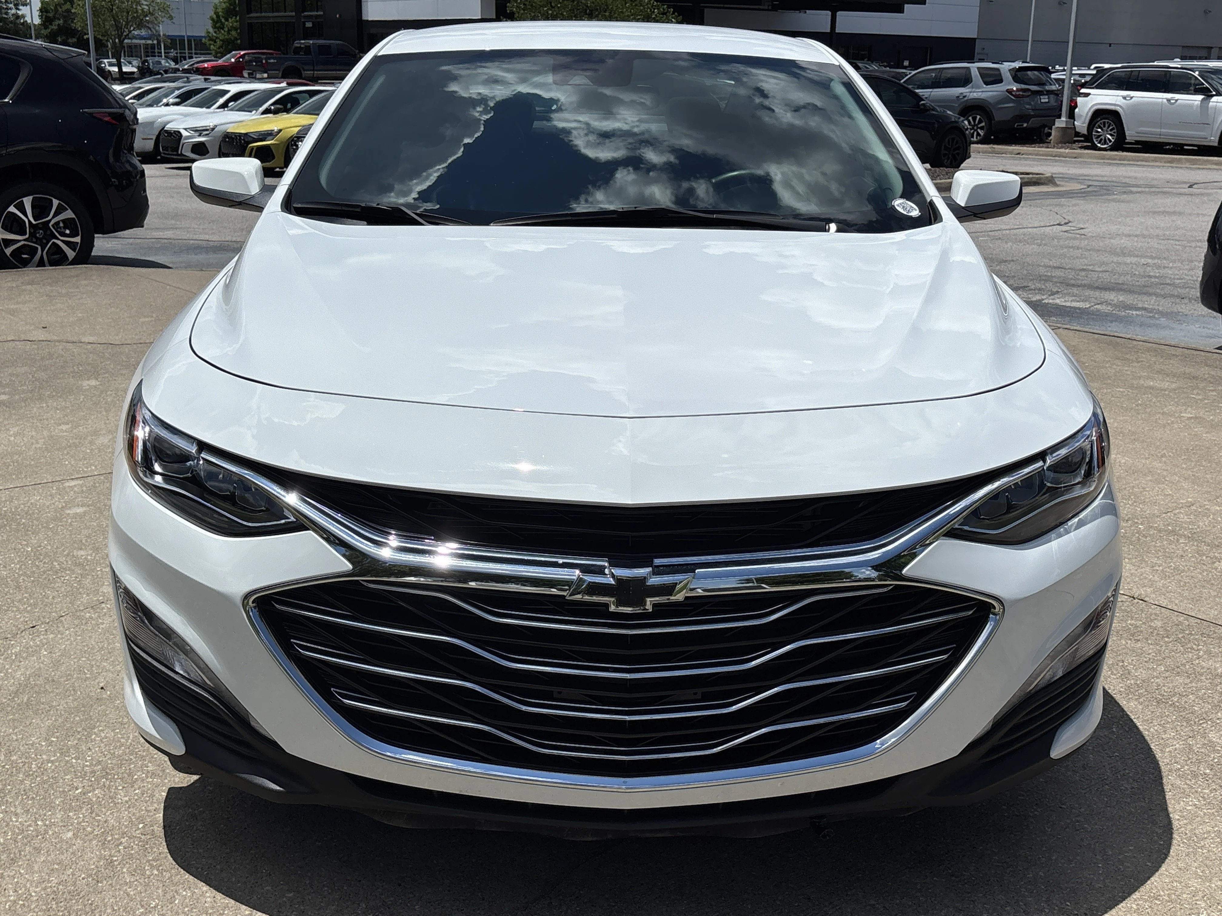 Used 2023 Summit White Chevrolet LT image 12