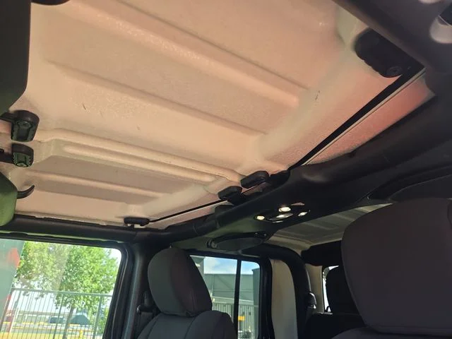 Used 2020 Black Jeep Overland image 32