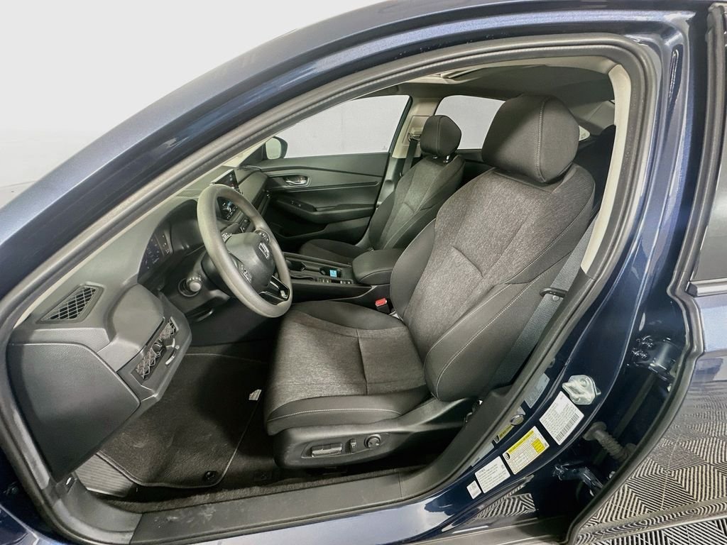 2025 Honda Accord SE - Photo 20