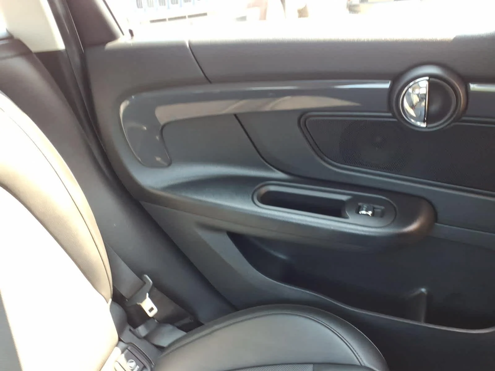 Used 2020 Light White MINI Cooper S image 21
