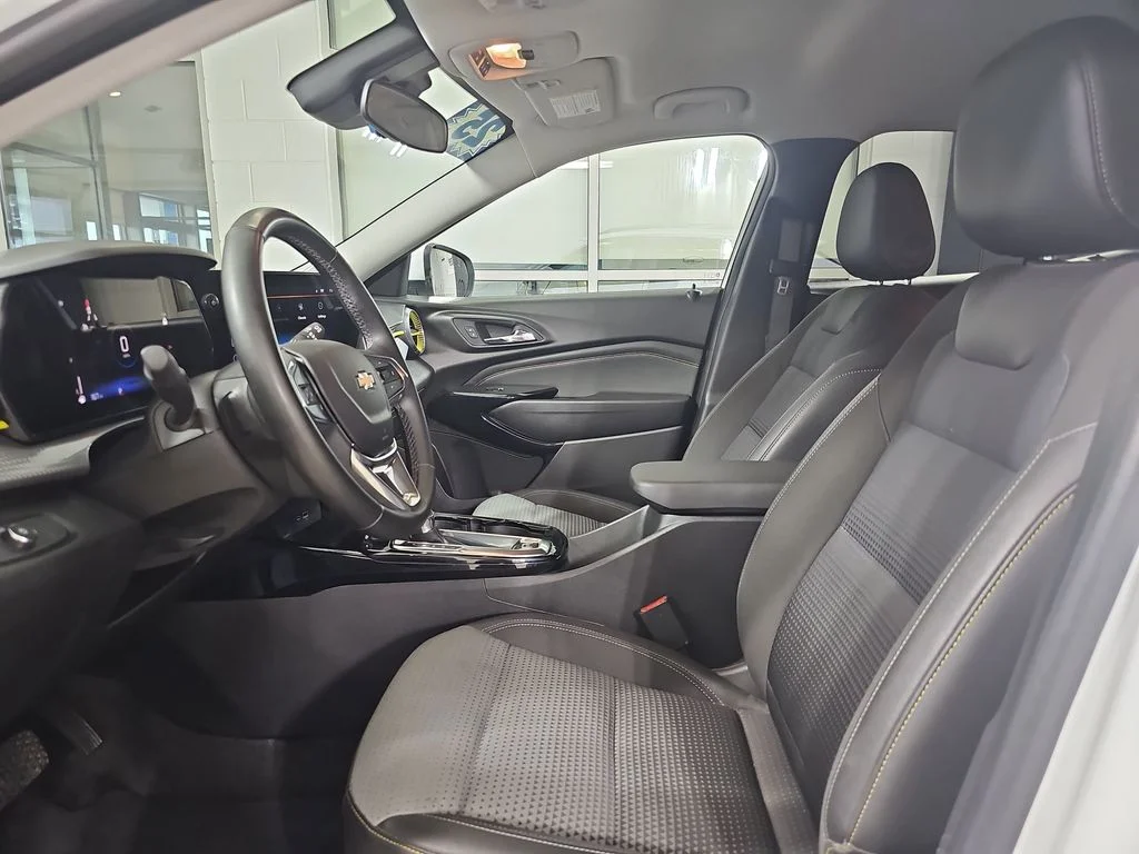 Certified Used 2025 White Chevrolet LT image 18