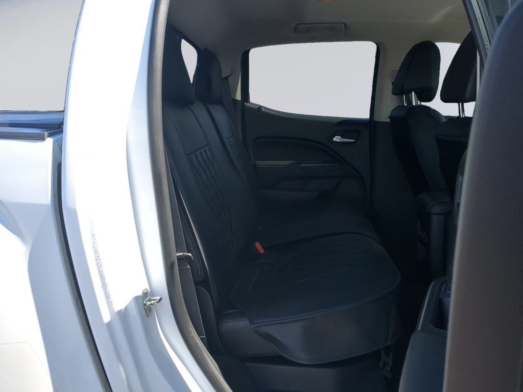 Used 2018 White GMC Denali image 20