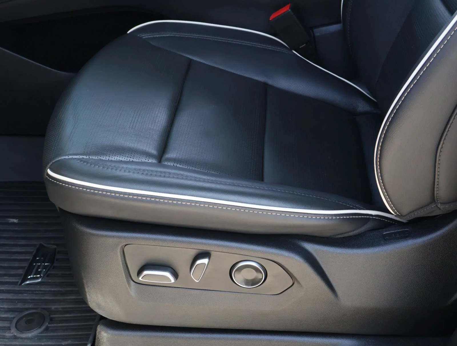 Used 2024 Black Raven Cadillac Premium Luxury image 19