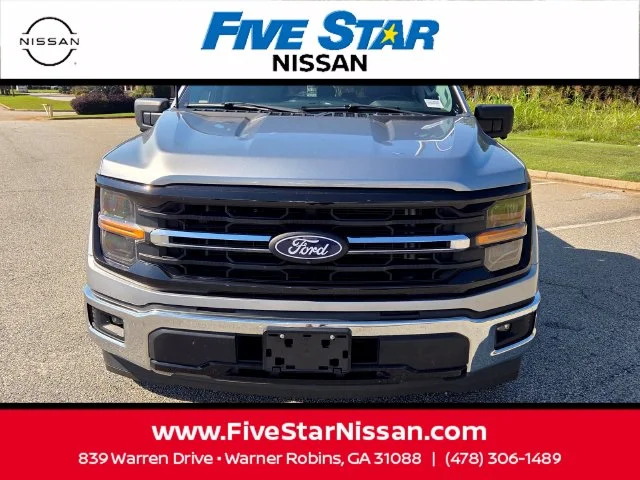 Used 2024 Silver Ford XLT image 2