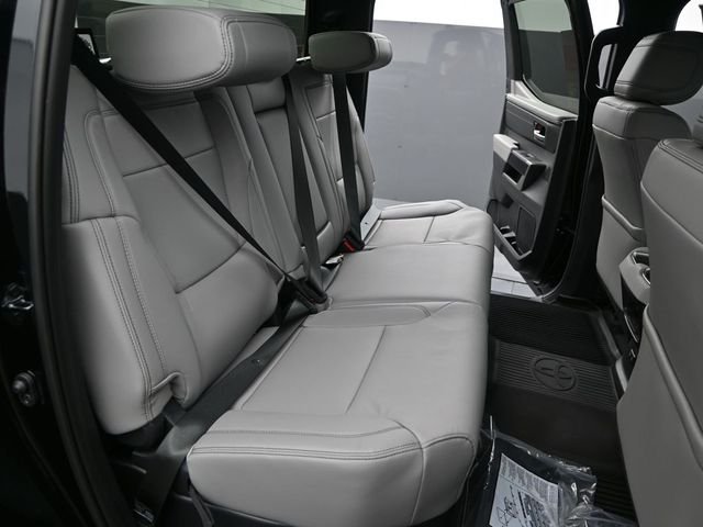 2026 Toyota Tundra Limited - Photo 14