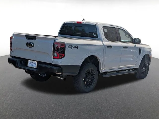 New 2026 Avalanche Ford XLT image 3