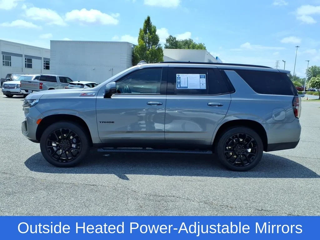 Used 2022 Gray Chevrolet Z71 image 35