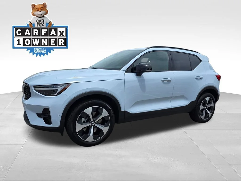 Used 2026  Volvo Plus image 2