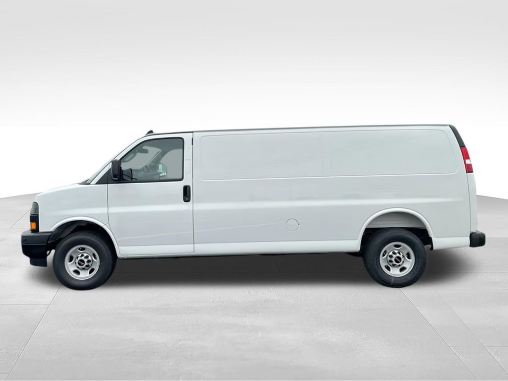 New 2025 Summit White GMC Work Van image 5