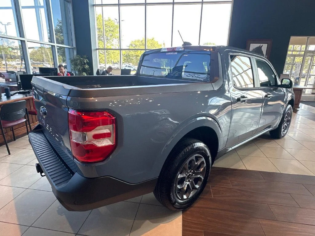 New 2026 Gray Ford XLT image 11