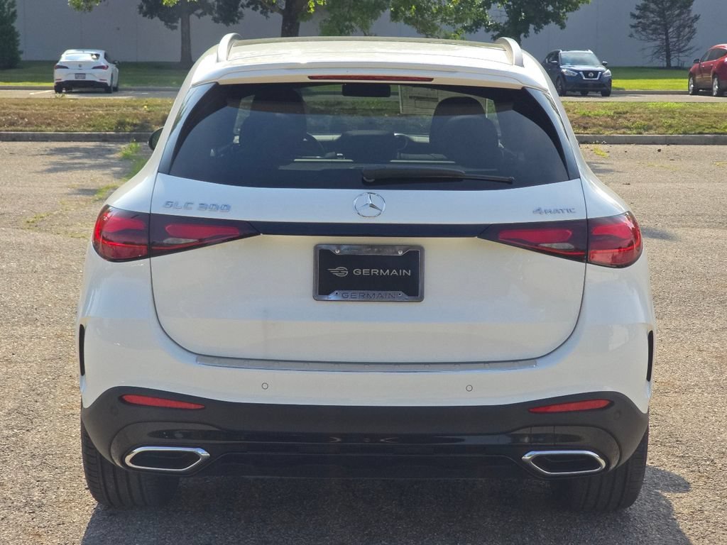 New 2026 Polar White Mercedes-Benz GLC 300 image 53