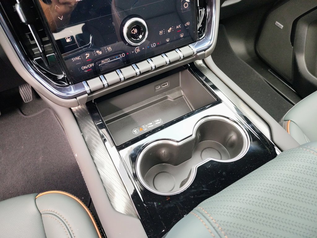 2026 GMC Yukon XL AT4 - Photo 45