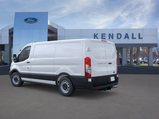 New 2025 Oxford White Ford Base image 4