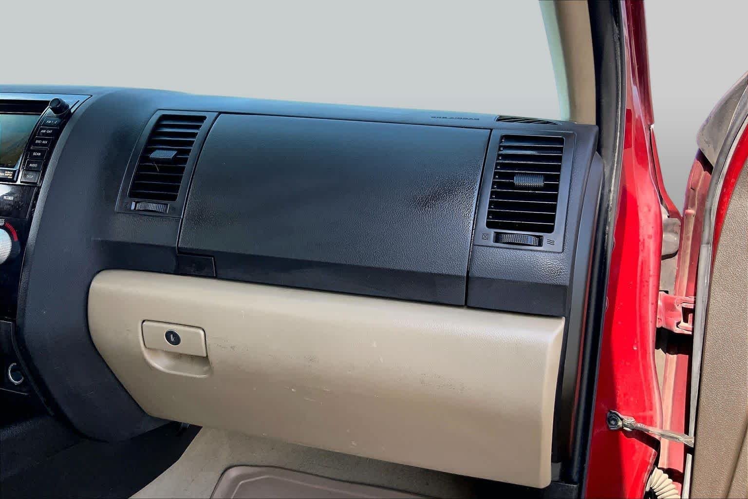 Used 2008 Salsa Red Pearl Toyota LTD image 17
