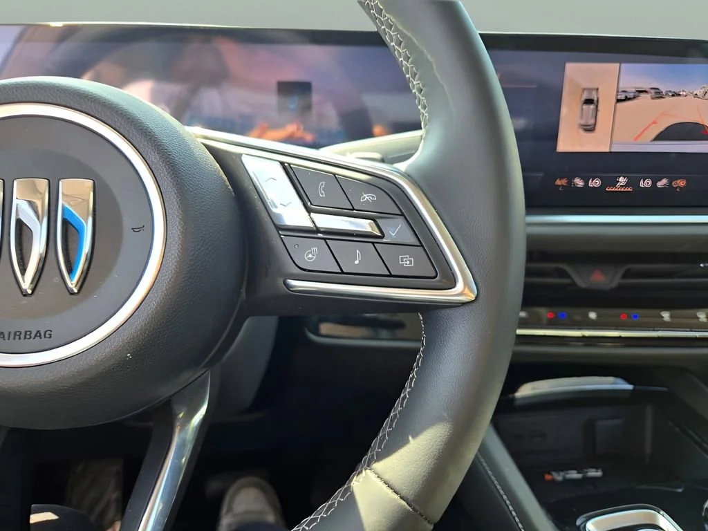 2025 Buick Envision Preferred - Photo 32