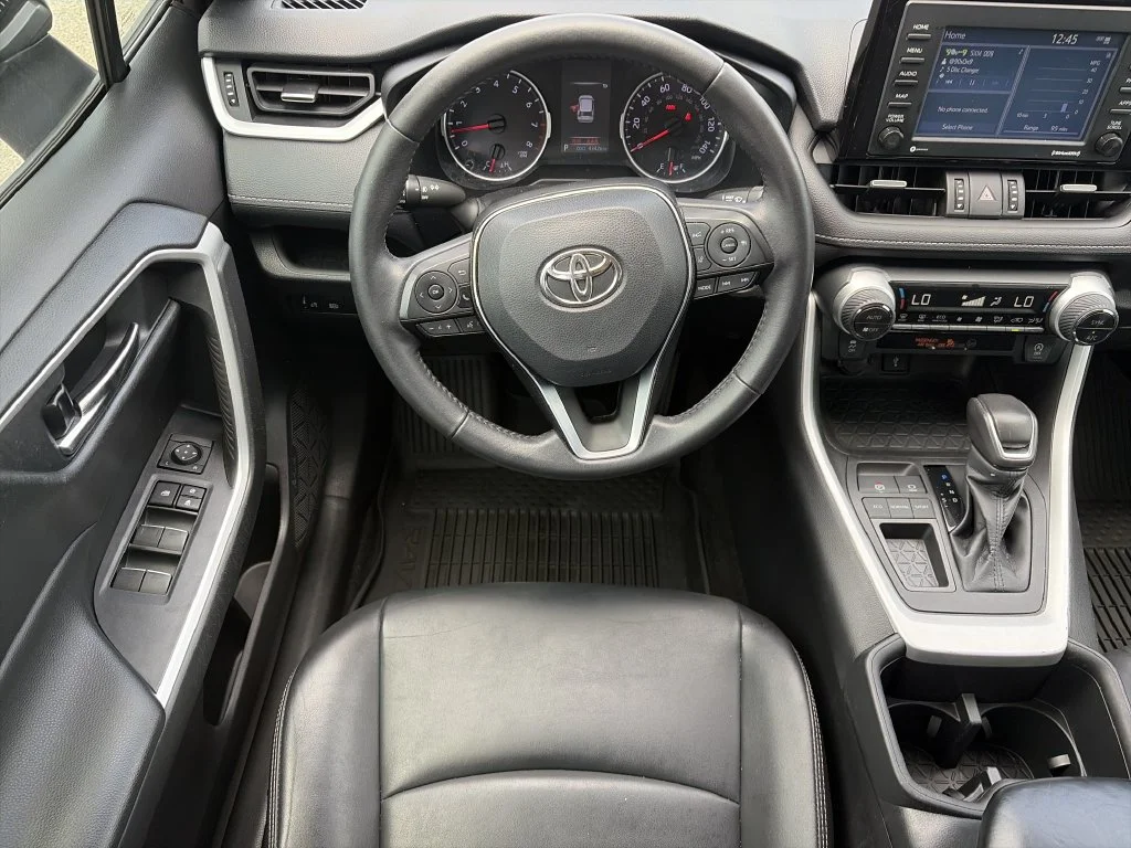 Used 2022 Gray Toyota XLE Premium image 14