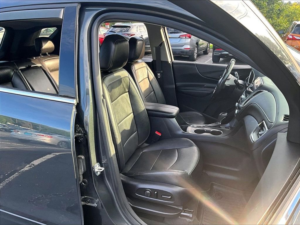 Used 2020 Gray Chevrolet Premier image 11