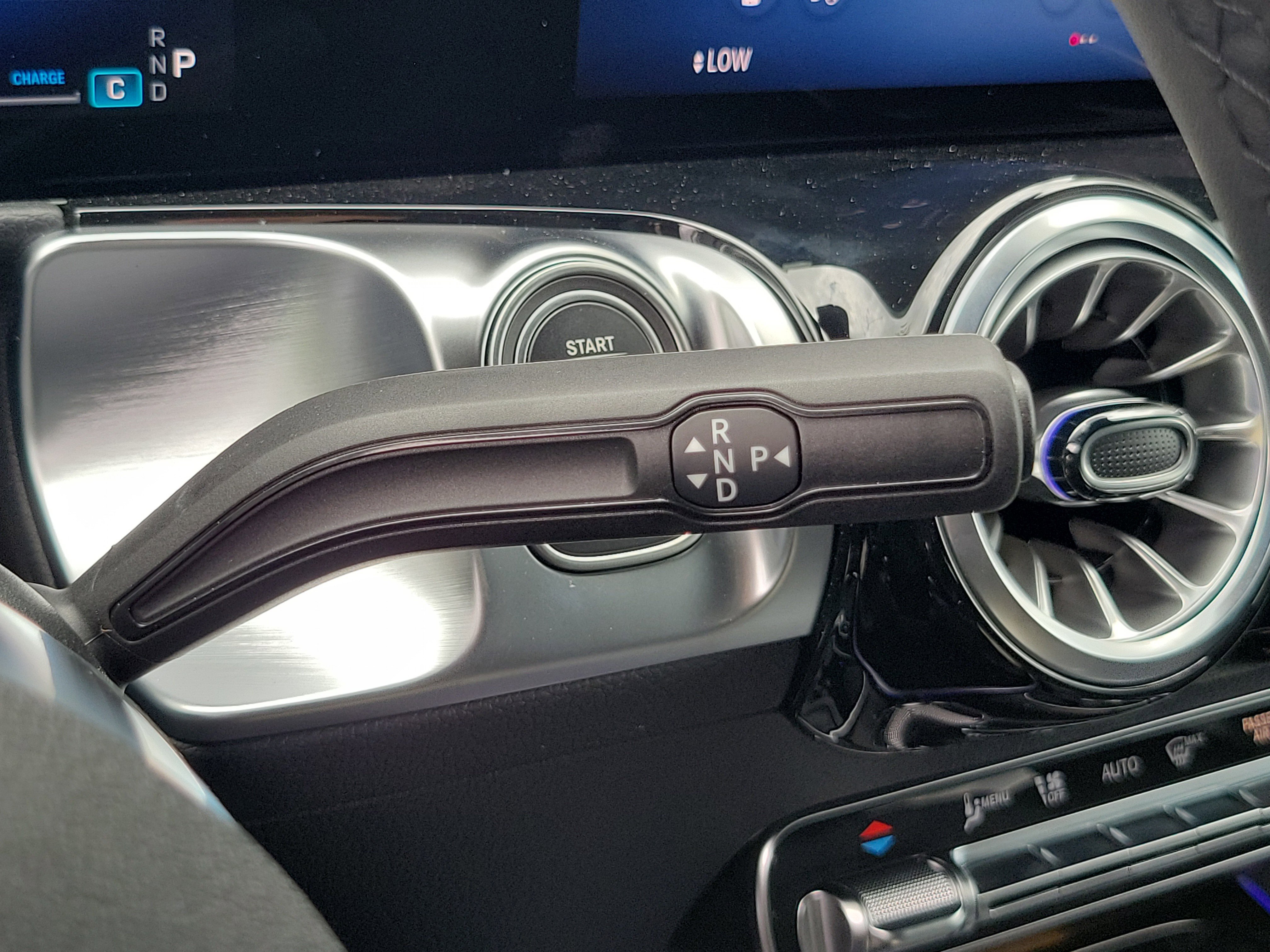 New 2026 Mountain Grey Metallic Mercedes-Benz GLB 250 image 59