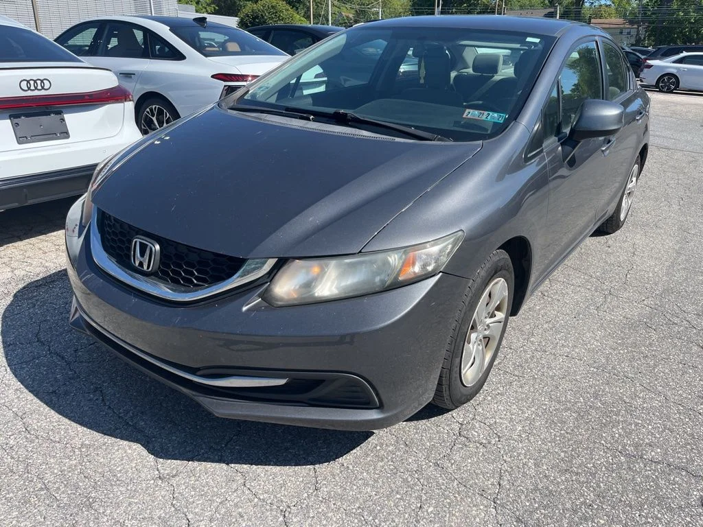 2013 Honda Civic LX Auto's photo