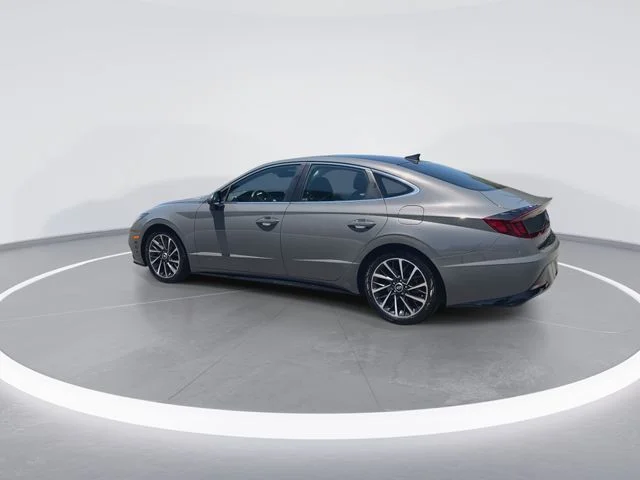 Used 2022 Gray Hyundai Limited image 6