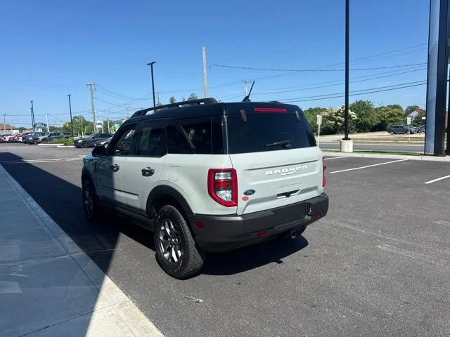 Used 2024 Green Ford Badlands image 5