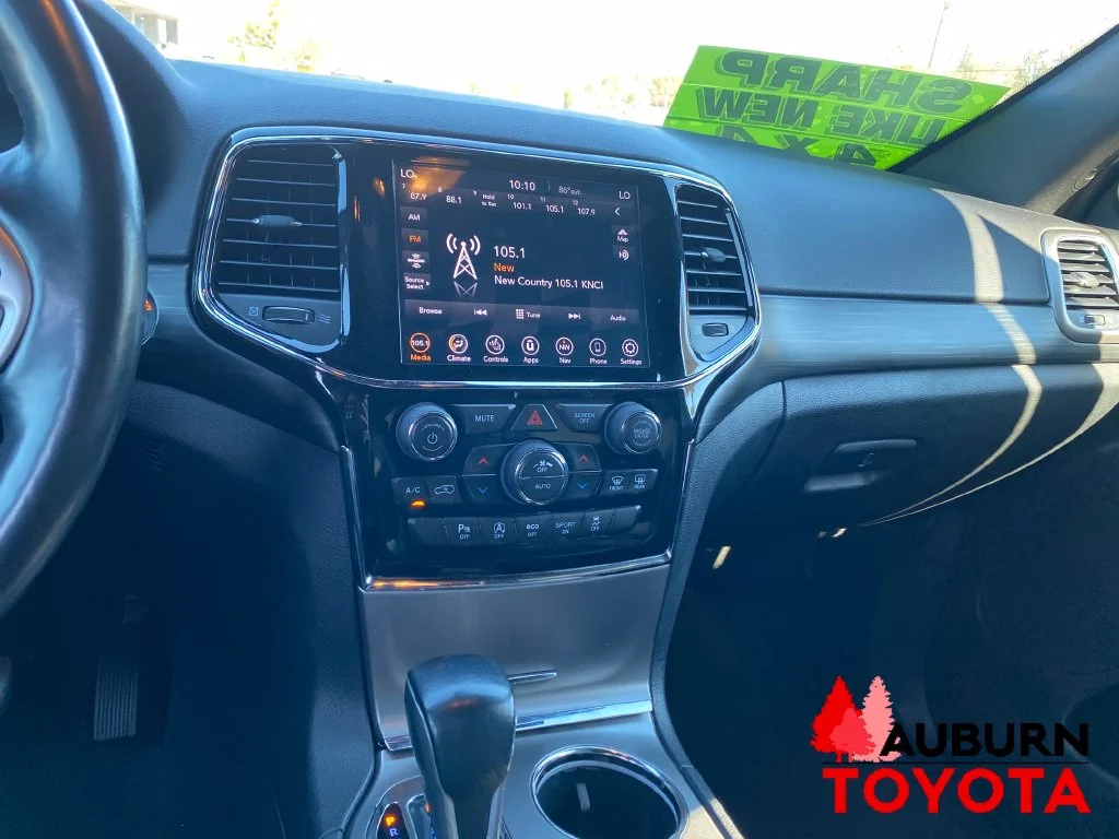 Used 2020 Bright White Clearcoat Jeep Altitude image 16